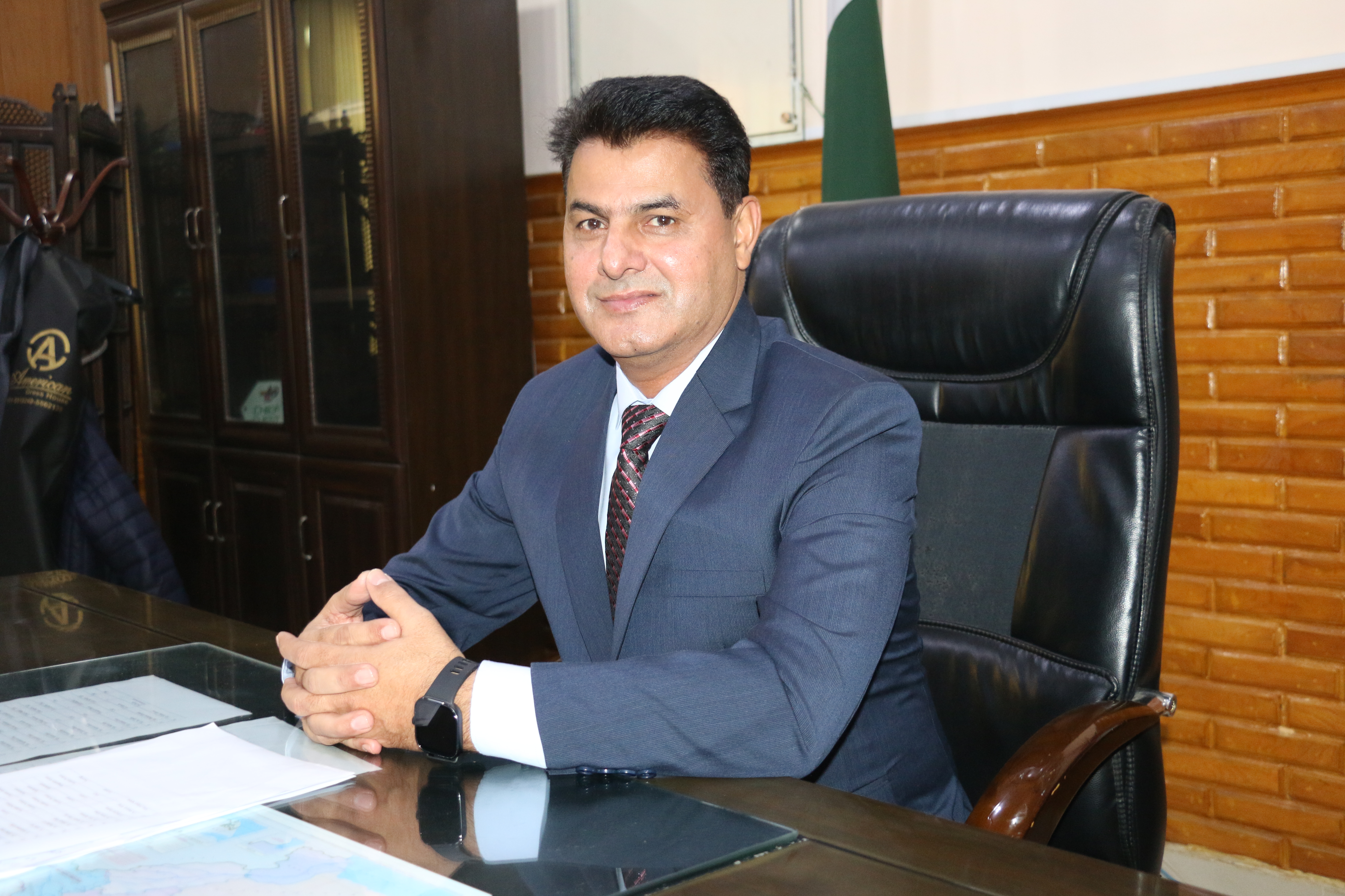 Vice Chancellor Prof. Dr. Khan Alam